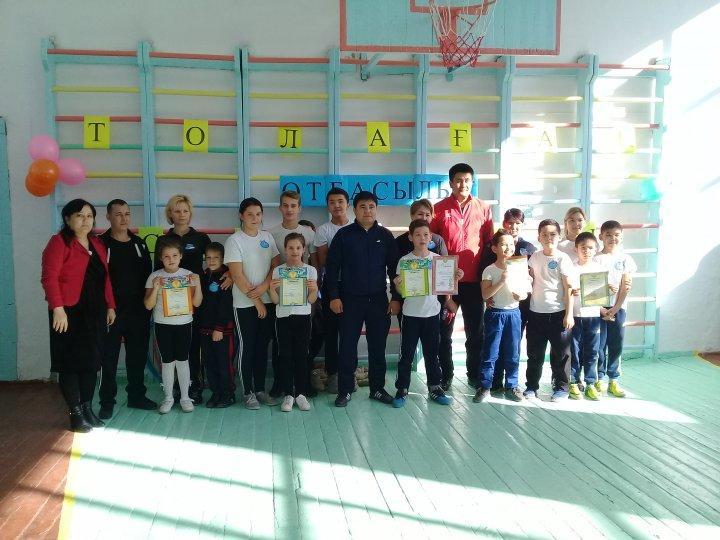   Рухани жаңғыру аясында"Әкем анам және мен" байқауы