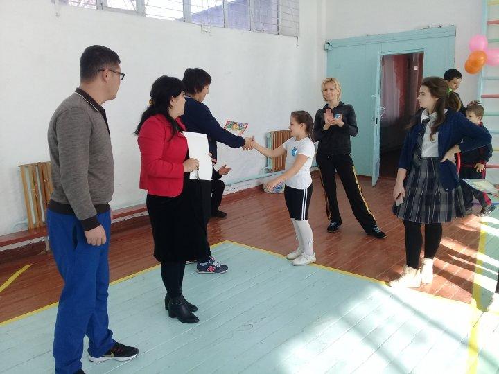   Рухани жаңғыру аясында"Әкем анам және мен" байқауы
