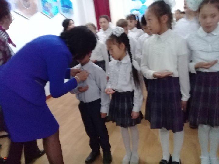 "Жас Ұлан" , "Жас қыран" ұйымына оқушыларды салтанатты түрде  қабылдау 