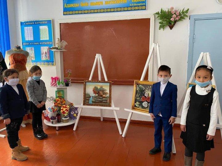 "Сүйіспеншілік әрбір жүректе!"