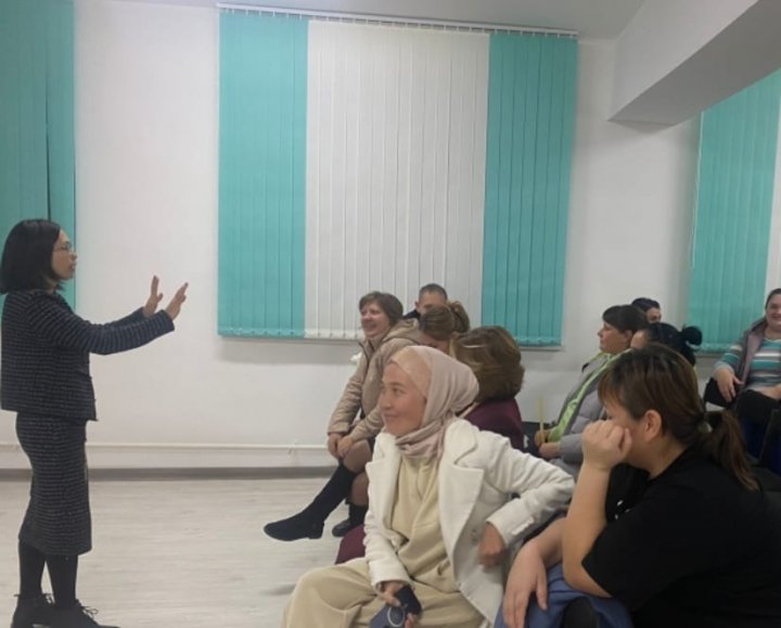 Ата-аналар жиналысы